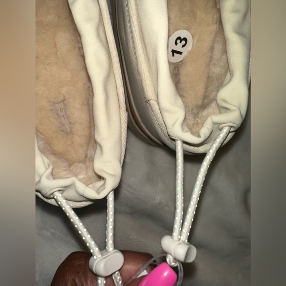 NEW UGG MEN Tasman Weather Hybrid Cream and Tan Slip-On Shoes - Picture 7 of 13